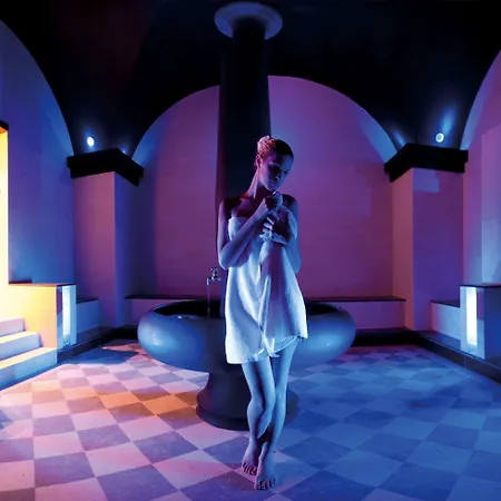 Отель Elite By Rhodes Bay 5*